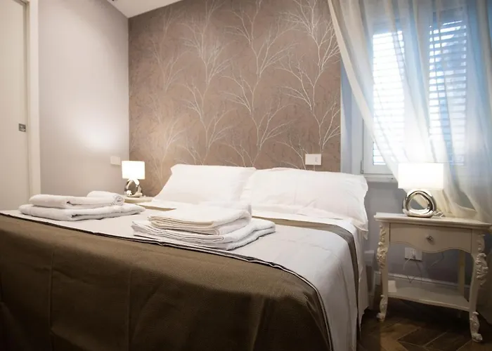 Palazzo Fracassini 4* Roma