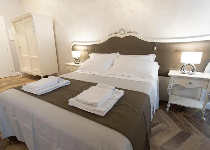 Palazzo Fracassini 4* Roma