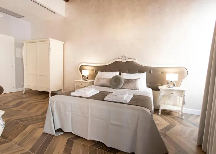 Palazzo Fracassini Roma